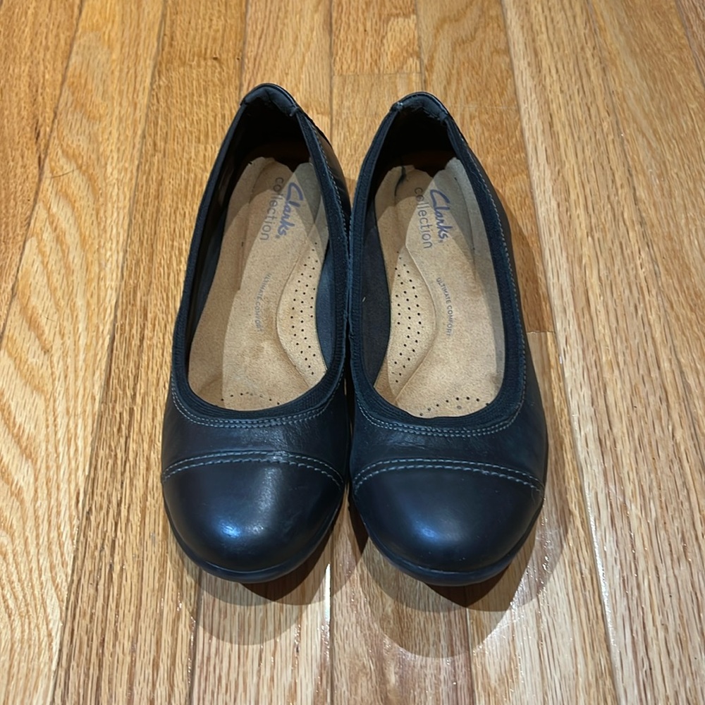 Clarks Women's Sara Leather Ballet Flats Size 8M